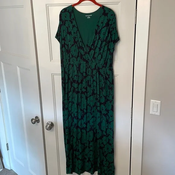 chinese dress ladies Amazon.com: Amazon Essentials Women's Solid Surplice Maxi Dress Dress,  -Navy, XS : Clothing, Shoes & Jewelry main image 0